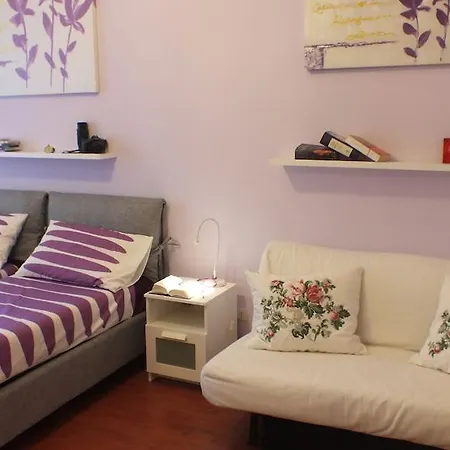 Alojamento de Acomodação e Pequeno-almoço Line 4*